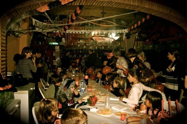 Fiesta de Halloween infantil en la Falla Oeste