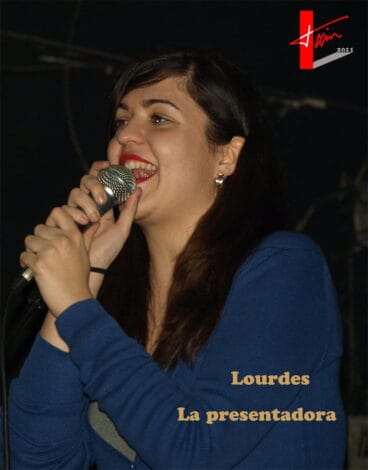 Lourdes – presentadora de la Re Flexió Verbal en la Mistelera