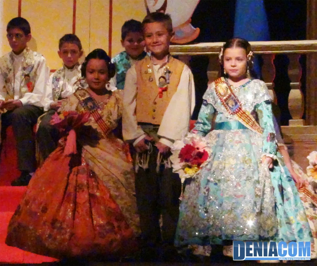 11 Comisión Infantil Falla Roques 2012