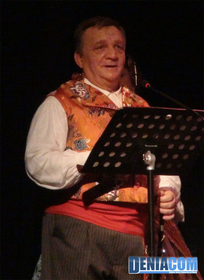12 Vicent Ferrer se despide de su cargo como presidente del Oeste 2011