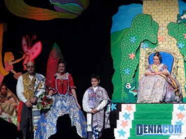 17 Cargos 2012 de Darrere del Castell