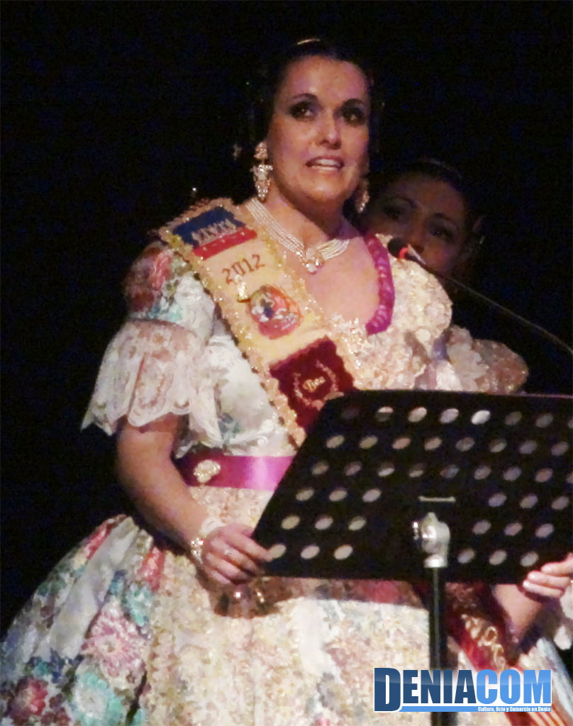 22 Palabras de Bea Delgado en su presentación como Fallera Mayor del Oeste 2012