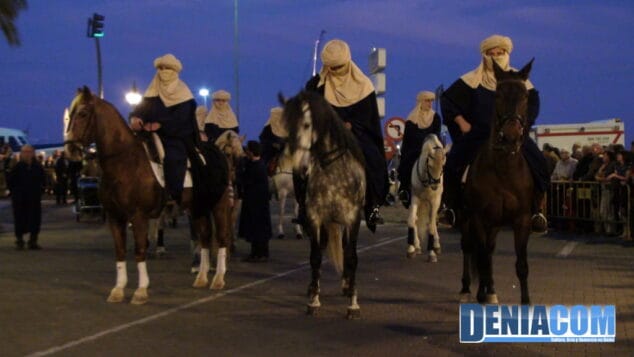 09 Caballos en el séquito de los Reyes Magos de Dénia