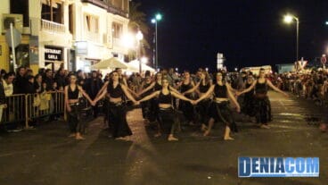 13 La Academis de Cuqui Ivars en la Cabalgata de Reyes de Dénia