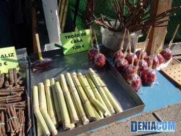 Caña de azúcar y manzanas de caramelo