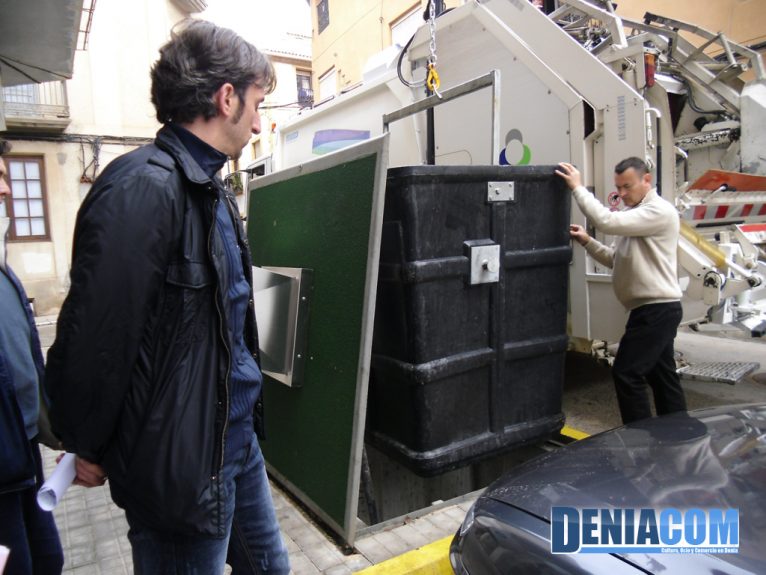 Recogida de contenedores soterrados en Dénia