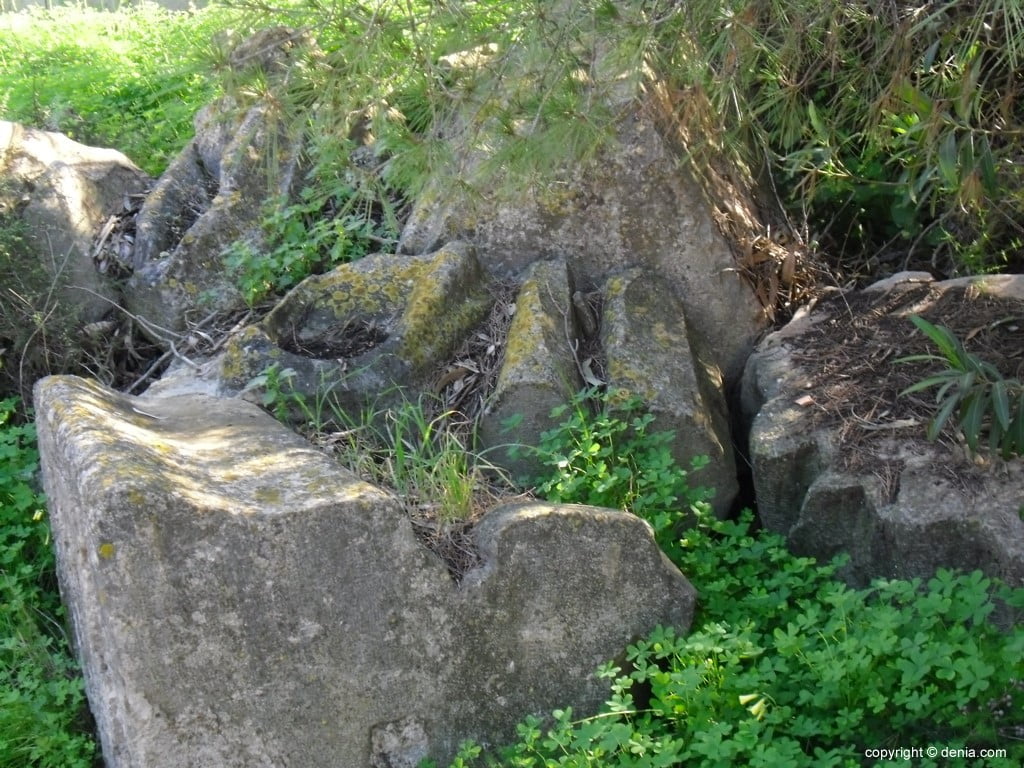 Ruinas del monumento del Sagrado Corazón de Dénia