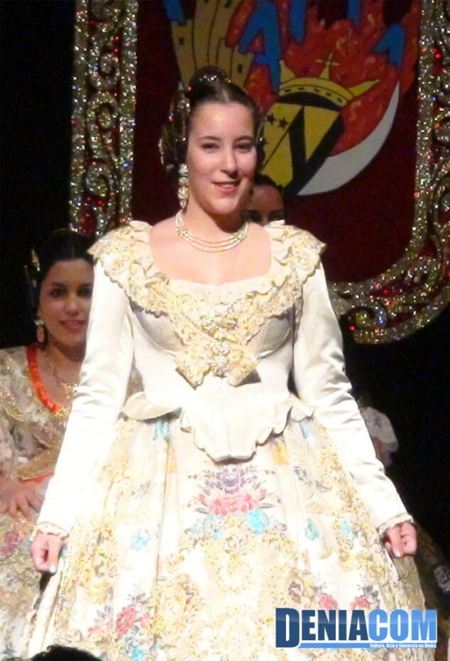 10 Corte de Honor de Darrere del castell