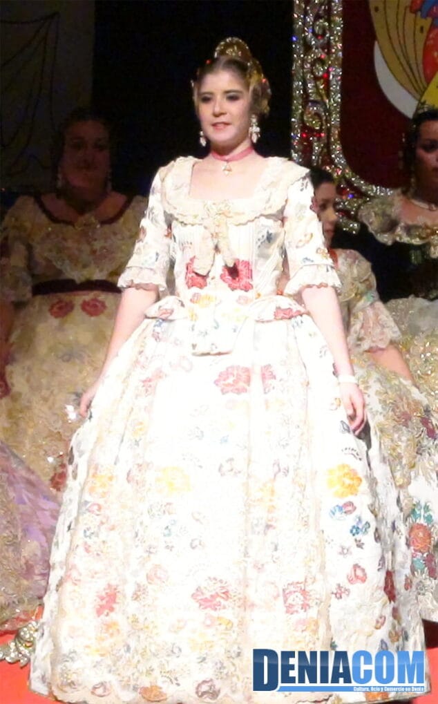 11 Corte de Honor de Darrere del castell