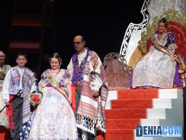 18 Cargos de la Falla Darrere del castell 2012