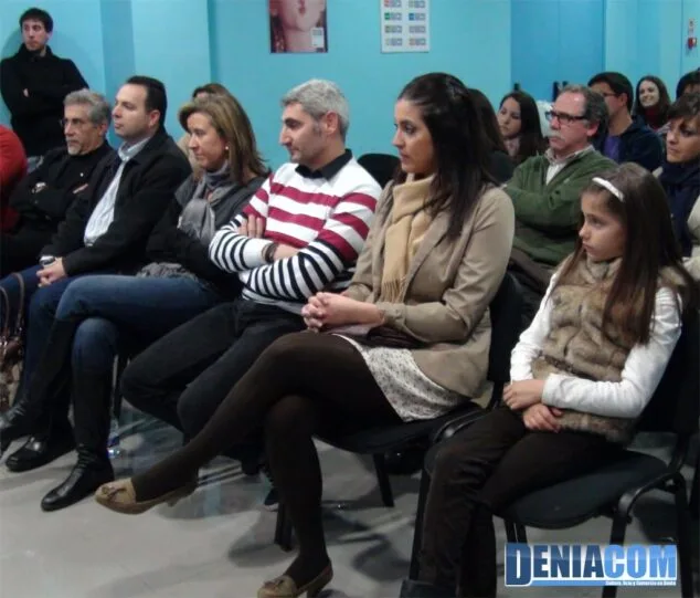 Las Jornadas Culturales manifiestan en un coloquio las diferencias del cargo en diferentes ciudades de la Comunitat 7 Asistentes a la Charla sobre el reinado de las Falleras Mayores