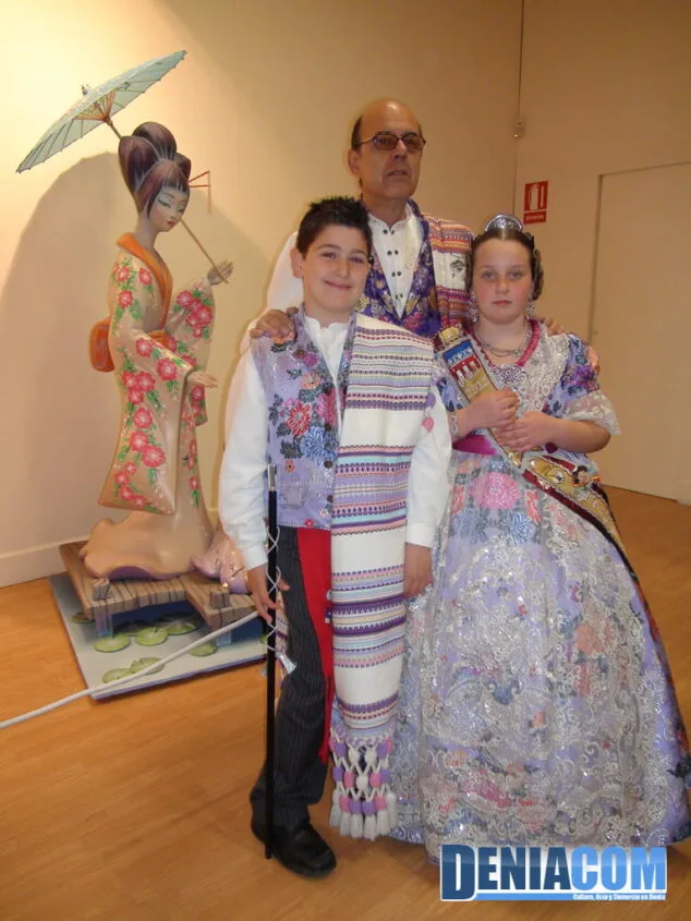 Los ninots candidatos a ser indultados se exponen ya en el Centre d'Art 6 Cargos de Darrere con su Ninot