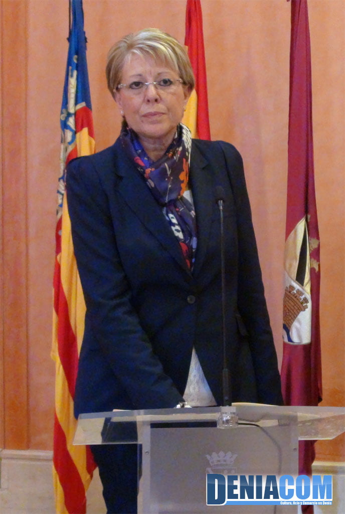 Mari Martínez jura su cargo como concejal del Ayuntamiento de Dénia