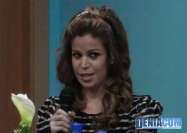 Marisa Tormo Fallera Mayor de Gandía 2011 en la charla sobre Falleras Mayores en Dénia