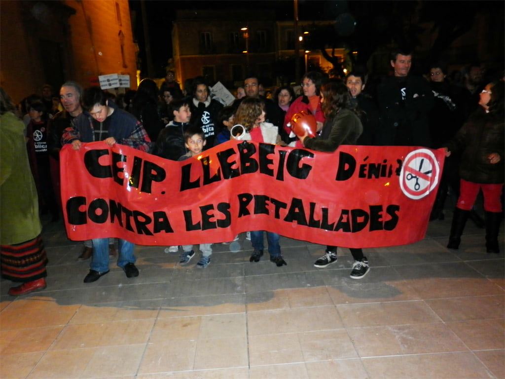 Pancarta del CEIP Llebeig de Dénia