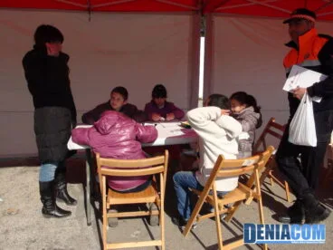 Taller de dibujo infantil en las XI Jornadas d Puertas Abiertas de Seguridad y Emergencias de Dénia