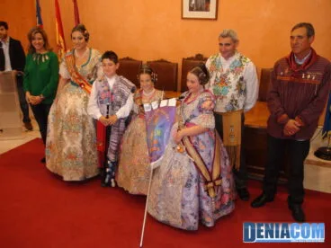 10 Cuarto premio de Primera Sección para la falla Darrere