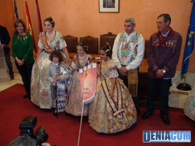 Saladar y Centro repiten primeros premios en infantiles 18 17 Segundo premios Sección Especial Baix la Mar