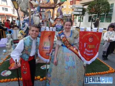 25 Cargos infantiles de Saladar junto a su Falla – Primer Premio de Primera Sección 2012