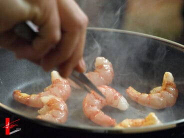 Cocinando la gamba roja de Dénia