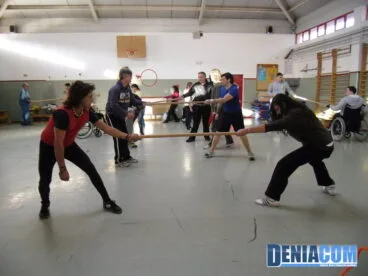 Ejercicios en la Escuela de Deporte Adaptado de Dénia