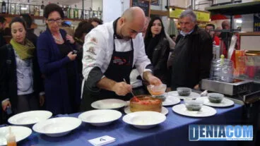 Emplatando para el concurso de Gamba Roja de Dénia