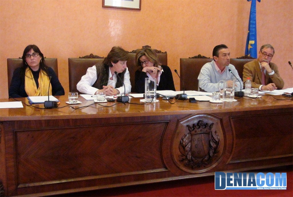 Pleno ordinario de febrero en el Ayuntamiento de Dénia Pleno ordinario de febrero en el Ayuntamiento de Dénia