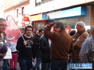 Representantes del PSOE en la manifestación de Dénia