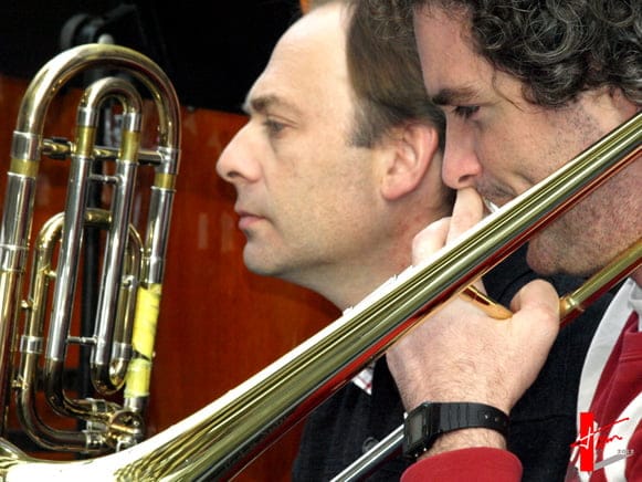 Ensayo de la Marina Big Band en Dénia