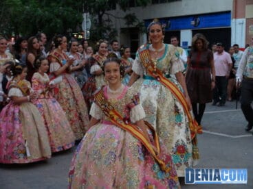 00 Anna Sobrecases y Ainhoa Flores se despiden como Falleras Mayores de Dénia 2012