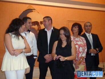 15 Familiares de las Falleras Mayores de Dénia 2013 en su proclamación