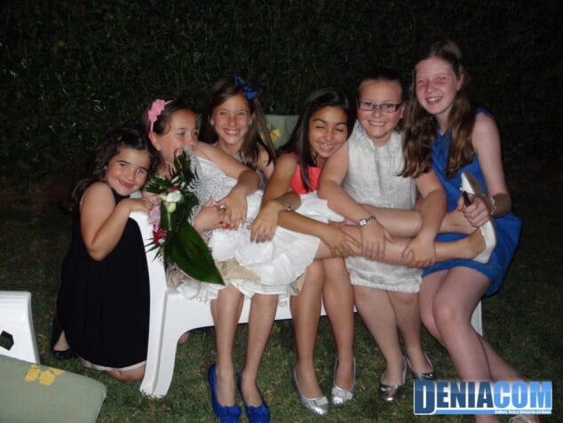 21 Rocio Patricio con parte de su corte y Ainhoa Flores