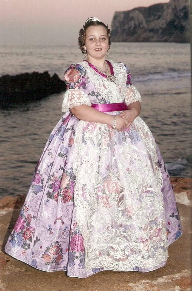 Nueve falleras aspiran a ser la Fallera Mayor Infantil de Dénia 2013 5 CARMEN ZURITA