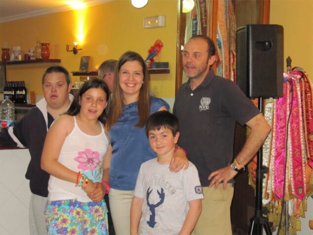 Marta Tabernero se despide como Fallera Mayor del Centro 1 Cargos de la Falla centro 2013 en una cena en el casal