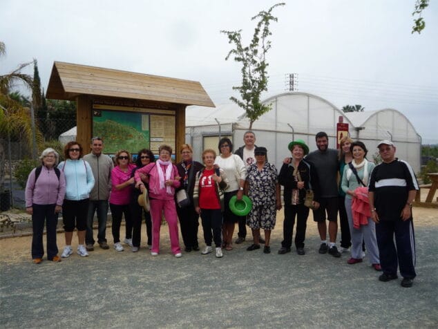 De excursión por la Vía Verde con las Aulas de la Experiencia 2 Excursión por la Vía Verde de las Aulas de la Experiencia II