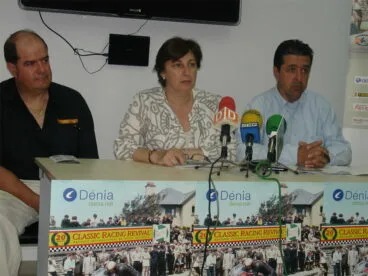Pepa Font Esteban y Javier Fullana presentan el 20 Classic Racing Revival de Dénia