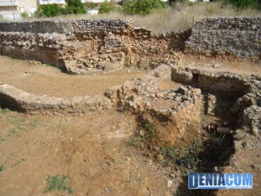 Sistema de evacuación de aguas pluviales en la antigua muralla de Dénia