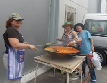 Arroz a banda en la Falla Roques