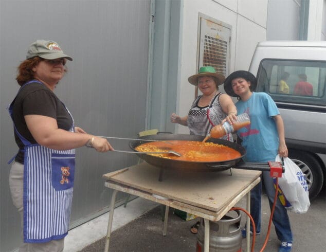 Arroz a banda en la Falla Roques