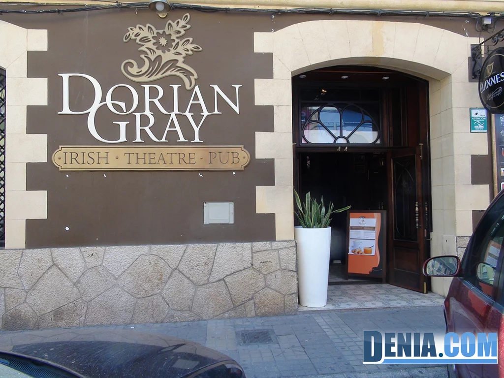 Dorian Gray Dénia, Día en Calle La Mar
