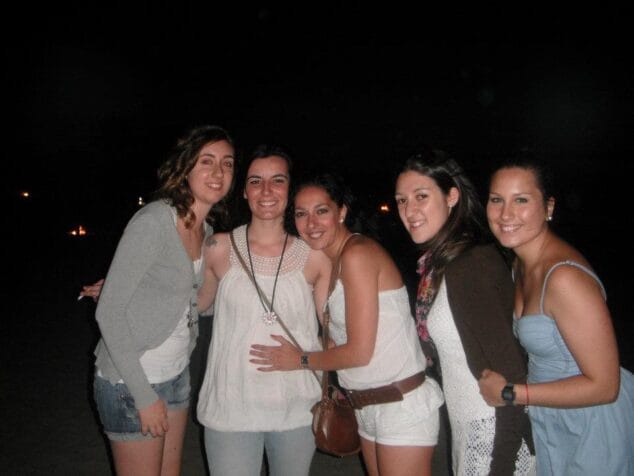 Falleros del Oeste celebrando San Juan