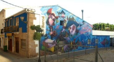 Mural de Urbanizarte en la Calle Loreto