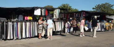 Puestos del mercadillo de Dénia