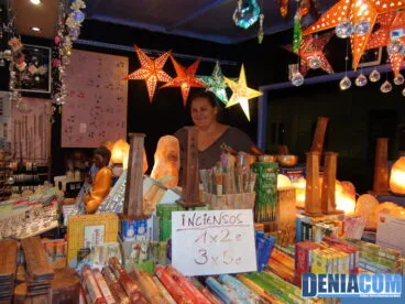 Venta de incienso en los hippies de Dénia