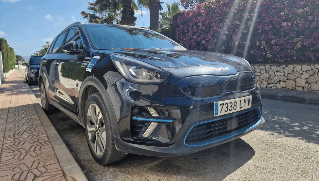 DENIVET 2018 SL ha recibido una ayuda de 2.900 euros para la adquisición de un vehículo eléctrico de la Unión Europea 2