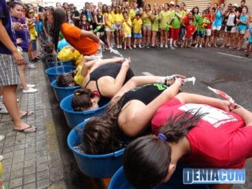 19 Día del fallero 2012 – Cucaña Falla Campaments