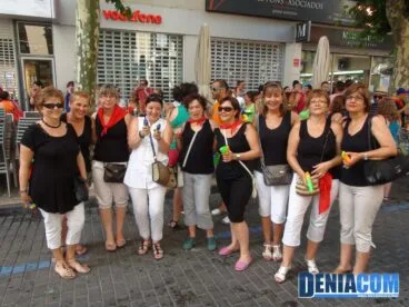 Ambiente para recibir a los bous en el primer día de fiestas