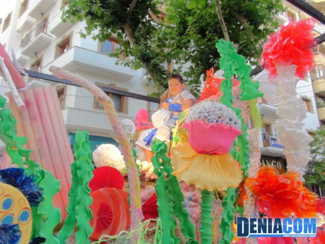 Carroza infantil Festa en l´Aquari de la Falla Roques