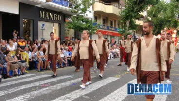 Comparsa Aguila Roja de la Falla París Pedrera