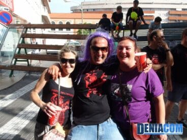 Falleros de Darrere del Castell en la 1º entrada de bous